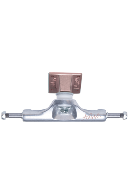ST1 Hollow Light Arisa Trew 8.25